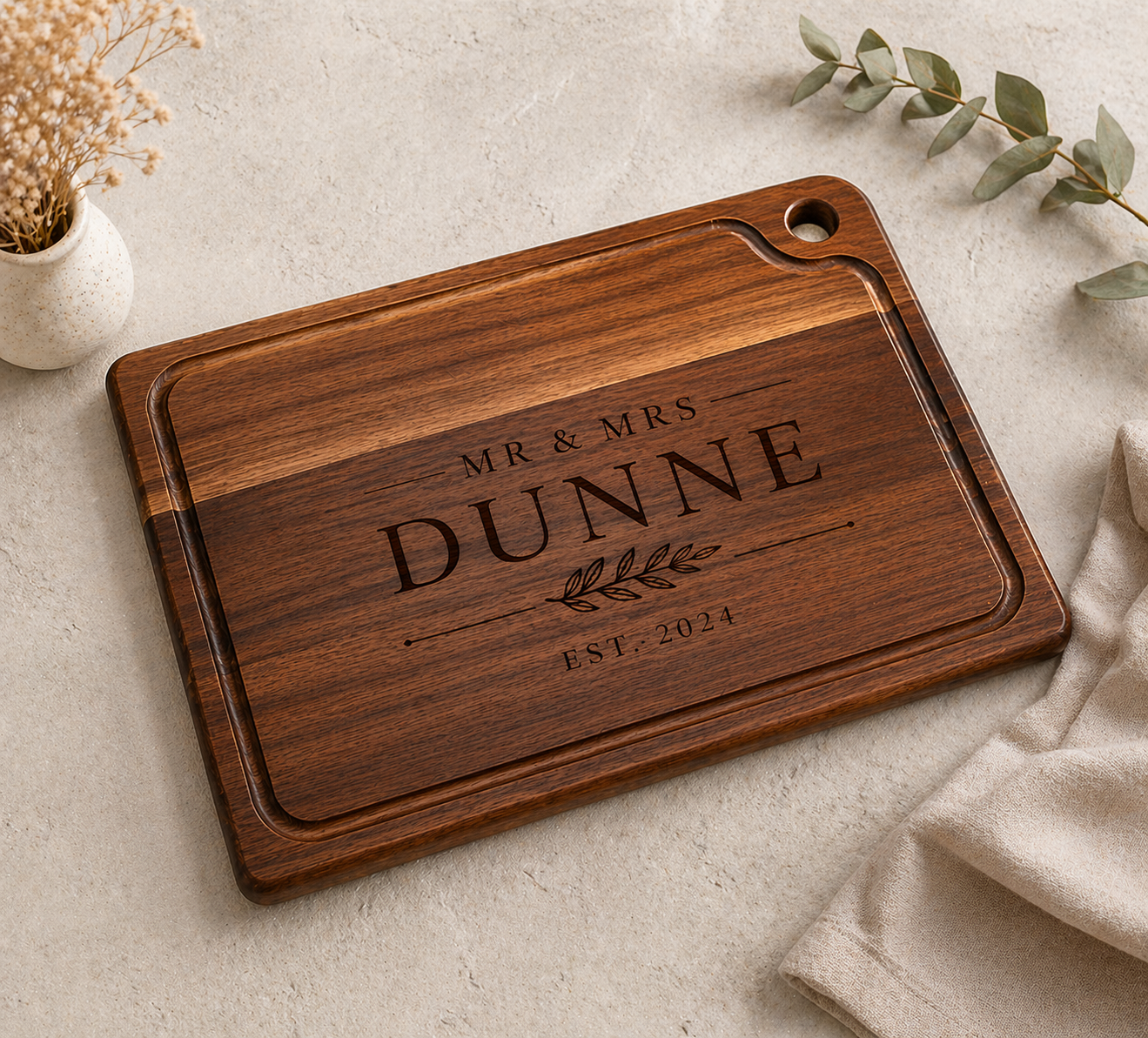 Luxury Personalised Wooden Chopping Board | Engraved Wedding Gift | Custom Mr & Mrs Keepsake